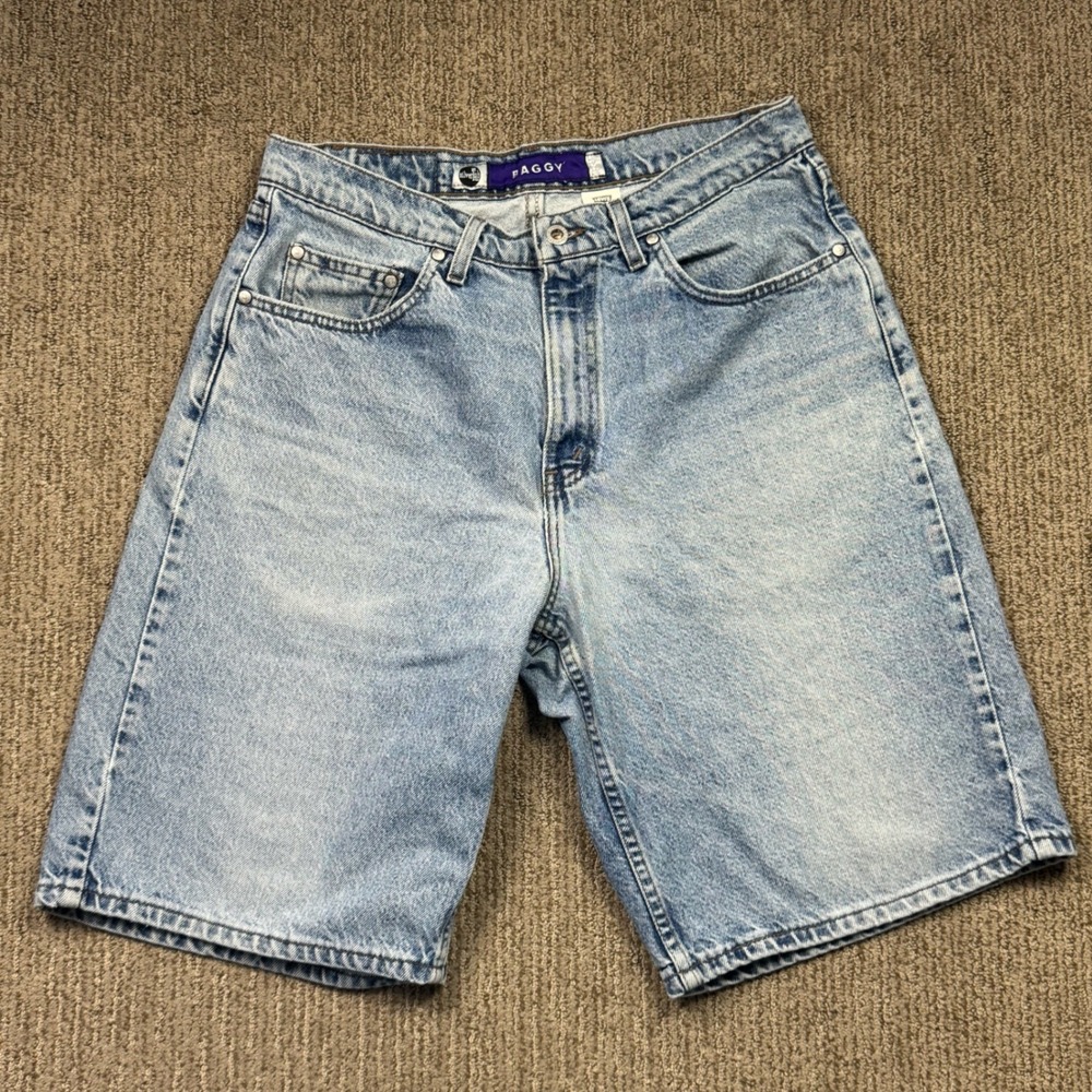 VTG Levis SilverTab Mens 33 Baggy Jean Shorts 100% Cotton Light Wash Y2K USA
